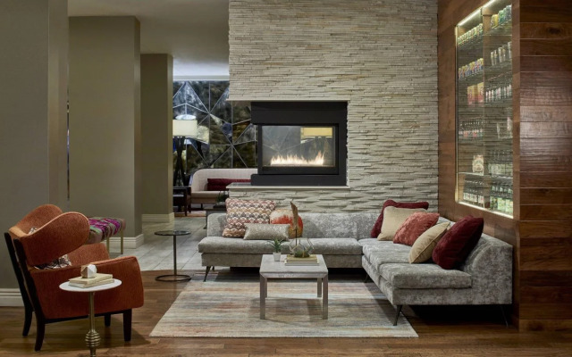 Renaissance Asheville Downtown Hotel