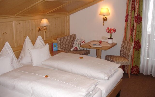 Hotel Kristall