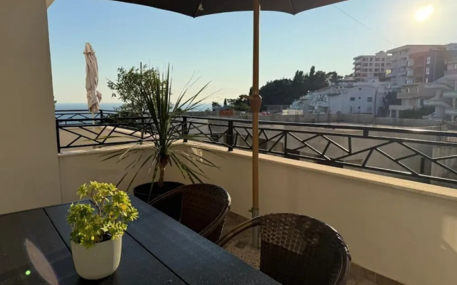 Superior Onebedroom Apartment