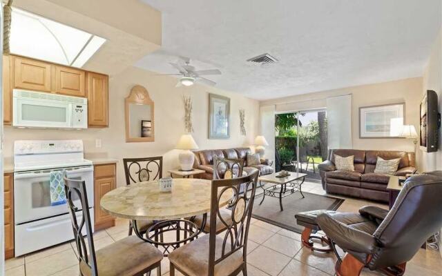 Jamaica Royale 101 - Two Bedroom Condo