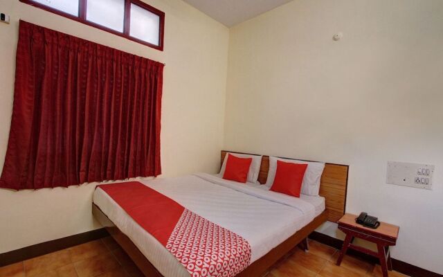 OYO 19959 Hotel Radhakrishna