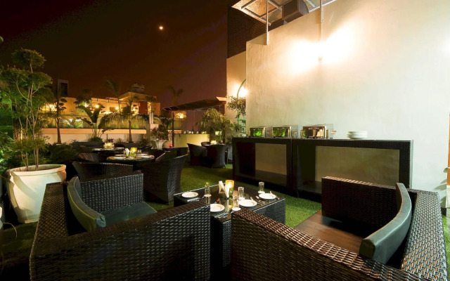 Hotel Swaran Palace