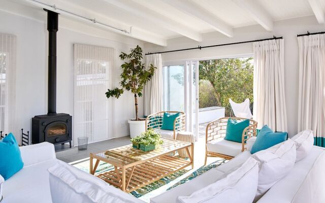 White Light The Rooms - Adults Only