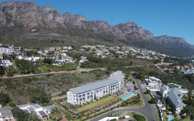 The Crystal Luxury Serviced Apartments