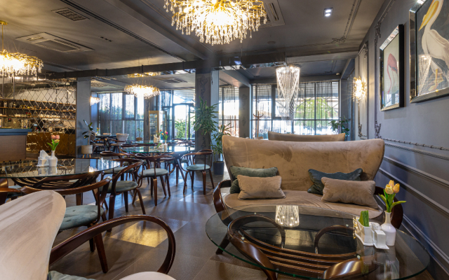 Alie Parusa Hotel