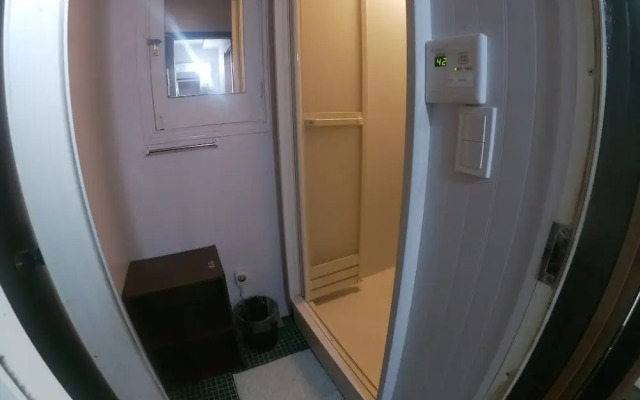 Rainbow Village Ueno