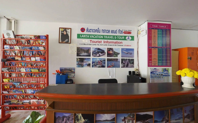Fan Dee Hostel