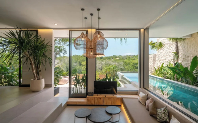 The Luminous Villa Uluwatu