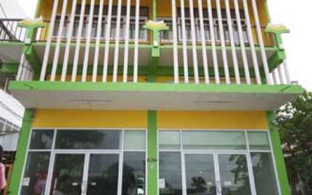 Phoonsab Hostel
