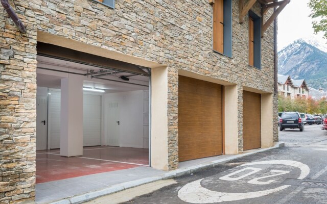 MONTELIA Ático el Ciervo de Panticosa