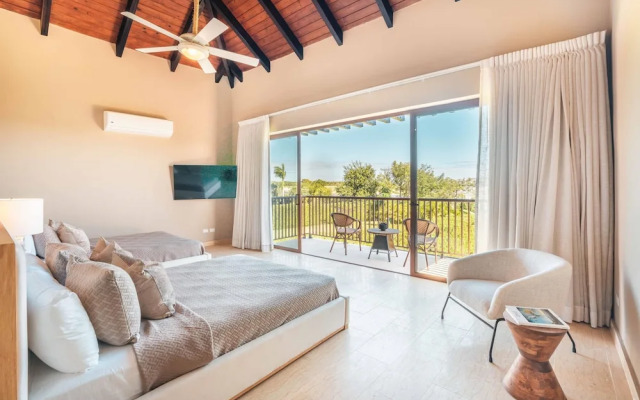 Modern Villa w Pool bbq at Green Village ABB
