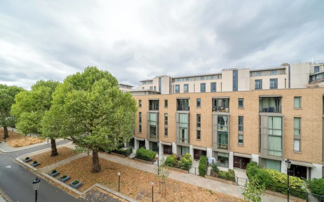 Superb Artists Flat w Free Parking