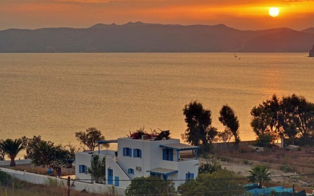 Moustakas Beach Hotel