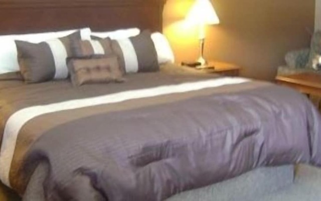 Talbot Trail Inn & Suites