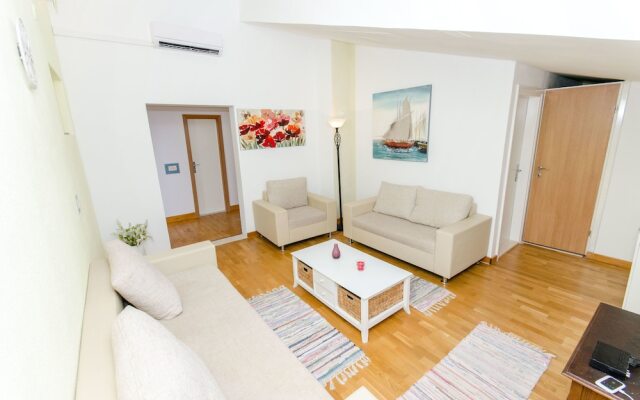 Apartment The Place