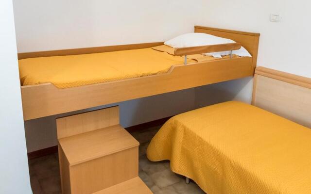 M35 - Marcelli, Trilocale Con Terrazzo E A/C