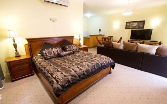 Wentworth Grande Resort