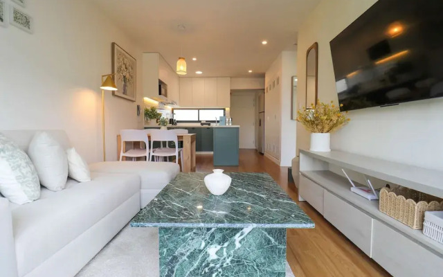 w Stunning 1BR w Great Deco in San Isidro