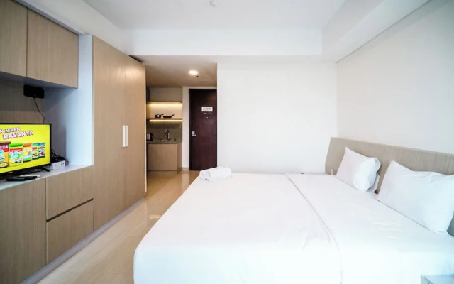 Modern And Comfy Studio At Grand Sungkono Lagoon Apartment