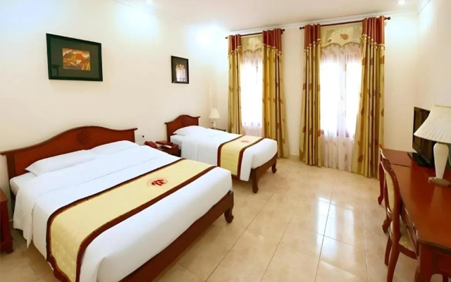 Tan Son Nhat 1 Hotel