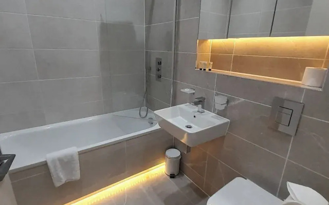 Cosy Luxe 1Bedroom Flat by Novarooms