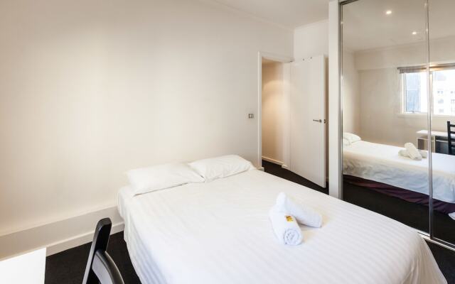 CLAUDE, 2BDR Melbourne Apartment