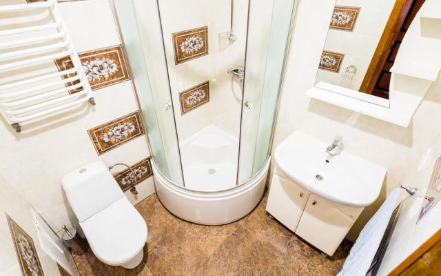 Duplex of two bedrooms on Kulisha Street