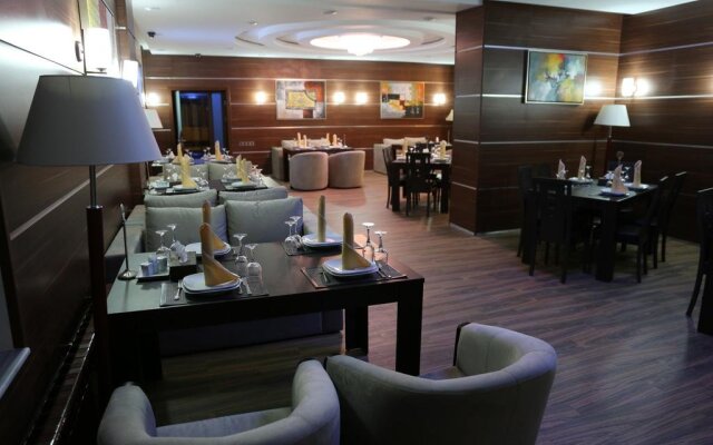 Luxe Lankaran Hotel