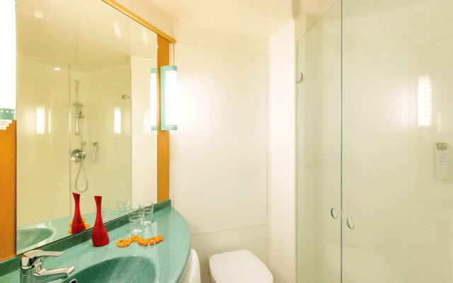 ibis Luebeck City