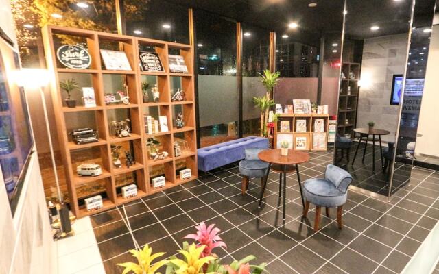 HOTEL LiVEMAX Mikawaanjo Ekimae