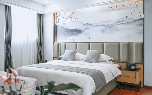 Greentree Eastern Anshun Town Huangguoshu Avenue J