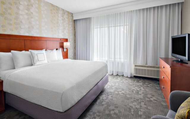 Courtyard Pittsburgh Airport