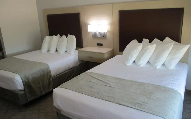 Best Western Plus Chickasha Inn