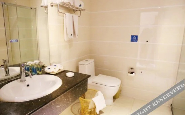 Wolong International Hotel