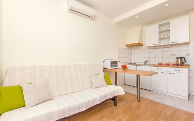 Apartments Zecic