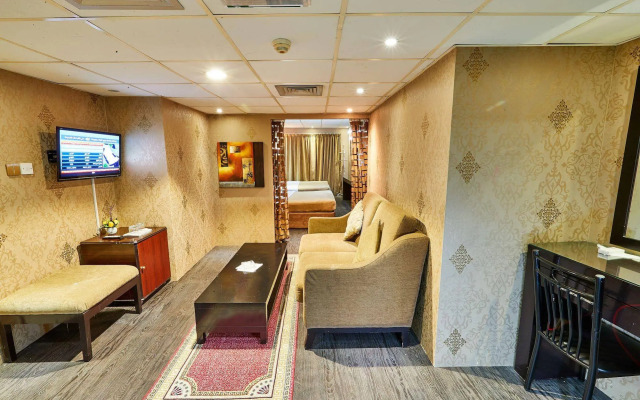 West Hotel
