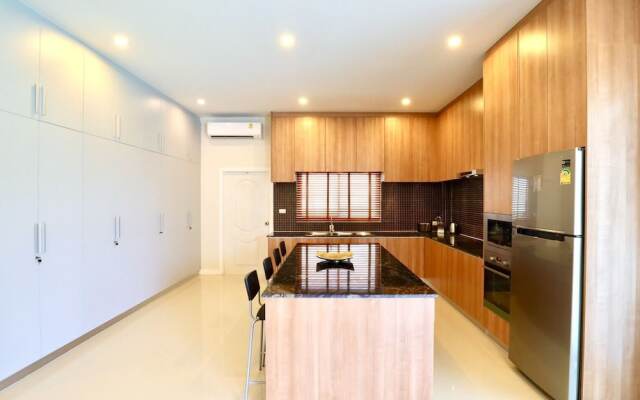 Luxury Pool Villa A10