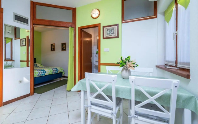 Apartment Peroj III