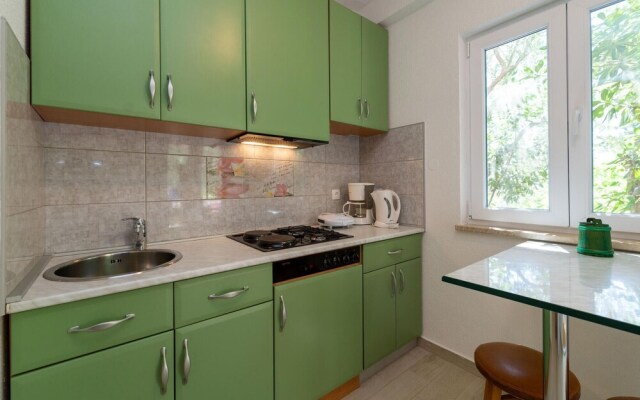 Nice Home in Starigrad With Wifi and 6 Bedrooms