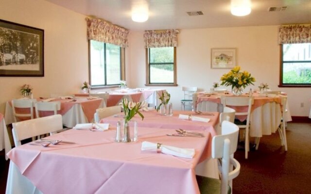 Vichy Springs Resort