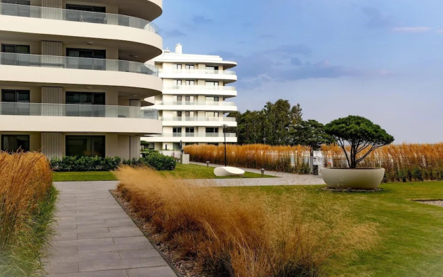 Apartment in Rogowo Near Beach and Lake