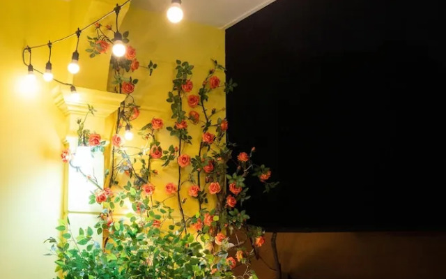 CozyPosy Premier Apartment