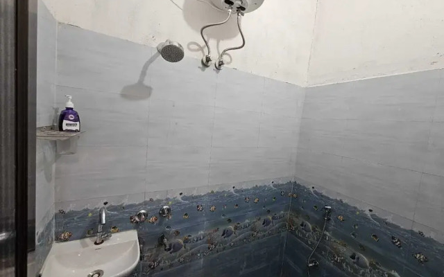 Vinayak Guest House