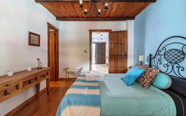 Encantadora casa con piscina privada y chimenea