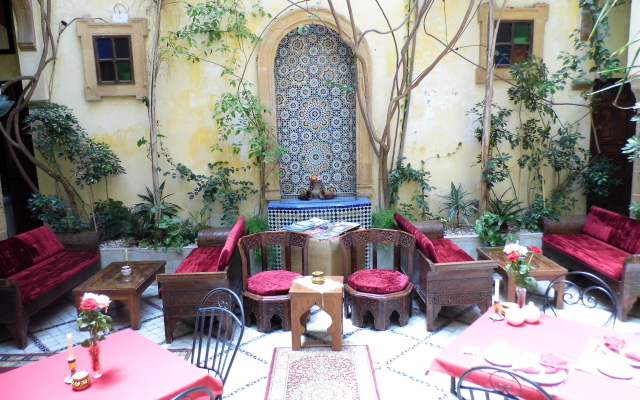 Riad Marlinea