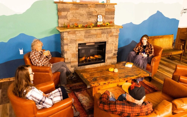 Pintler's Portal Hostel