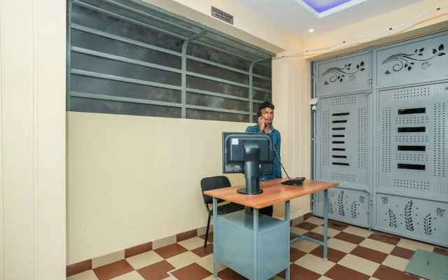 OYO 28119 Omkar Global Inn