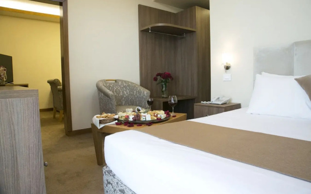 Bzommar Palace Hotel