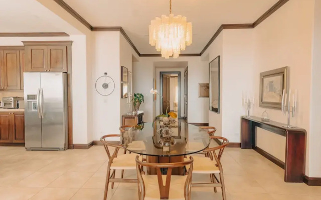 CR Luxury Altavista 2A 3 Bdrm