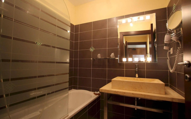 Hotel Serenada